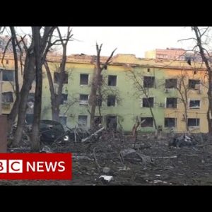 Maternity and children’s hospital in Ukraine ‘destroyed’ by Russian shelling - BBC News