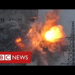 Horrific conditions in Mariupol - Ukraine’s city under siege - BBC News