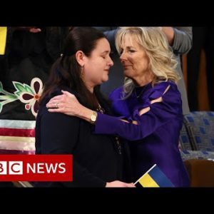 Standing ovation for Ukrainian ambassador at President Biden's State of the Union address - BBC News