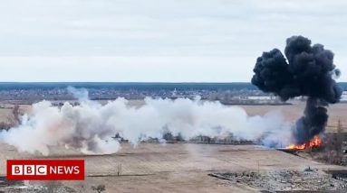 Russian helicopter shot down by missile in Ukraine - BBC News