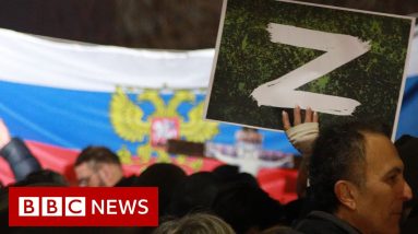 Why has 'Z' become a Russian pro-war symbol? - BBC News