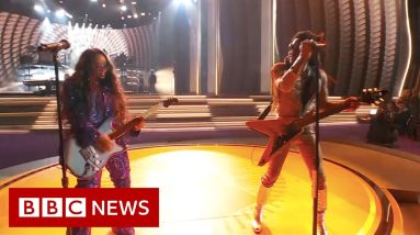 Ukraine's President Zelensky addresses Grammys - BBC News