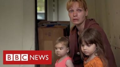 Frontline report: terrified civilians flee Russian advance in eastern Ukraine - BBC News