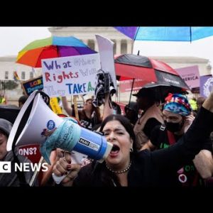 US Supreme Court strikes down abortion rights - BBC News