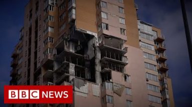 The Ukrainians hoping to repair Russian rocket damage to their homes - BBC News