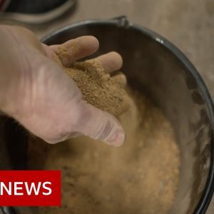 How the world's first sand battery stores green power - BBC News