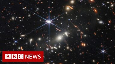 Nasa’s James Webb telescope takes super sharp view of early universe - BBC News
