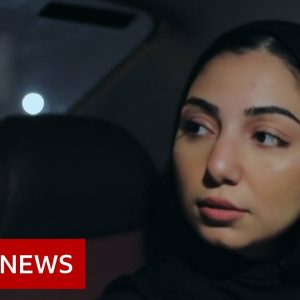 Are women in Egypt being discriminated for wearing the hijab? - BBC News