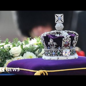 HM The Queen: Lying-in-State
