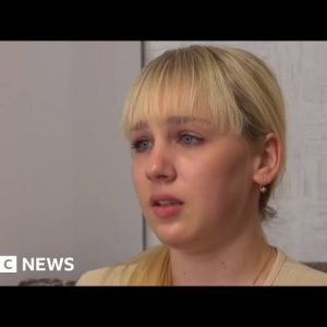 Ukraine war: Family pray prisoner of war dad 'doesn't get tortured' - BBC News