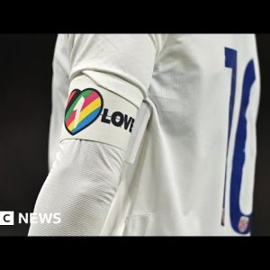 World Cup captains will not wear OneLove armband due to Fifa 'sanctions' - BBC News