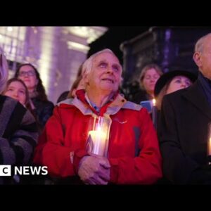 Holocaust Memorial Day events take place around the world - BBC News