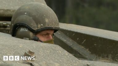 UK to consider sending more tanks to Ukraine, says defence secretary - BBC News