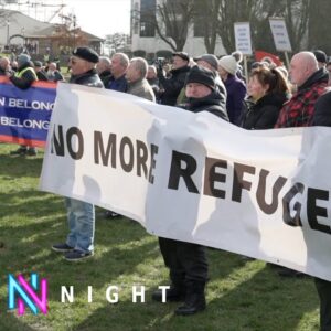Far-right nationalists protest against housing refugees in Skegness hotels - BBC Newsnight