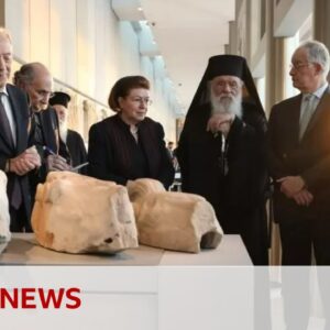 Vatican returns ancient Parthenon sculptures to Greece - BBC News