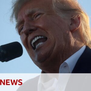 Donald Trump to fly to New York ahead of US court hearing - BBC News