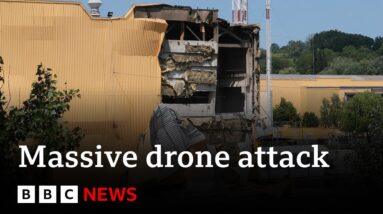 Ukraine war: Kyiv hit by new massive Russian drone attack - BBC News