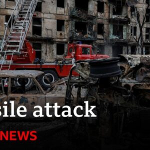 Russia missile strikes hit home city of Ukraine's President Zelensky - BBC News