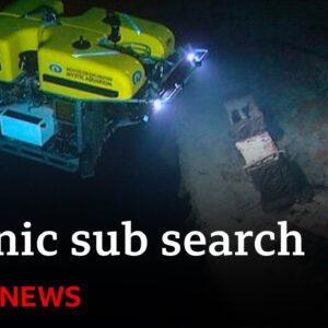 Titanic sub: Search enters 'critical' phase - BBC News
