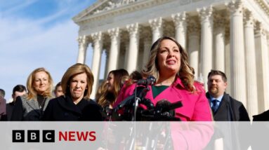 US Supreme Court rules designer can refuse LGBT couples - BBC News