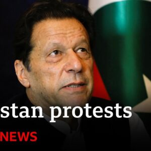 Imran Khan: Former Pakistan PM's supporters detained - BBC News