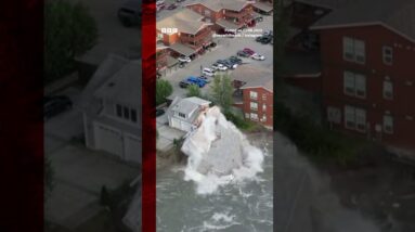 This house collapsing prompted officials to evacuate a whole street. #Shorts #Alaska #BBCNews