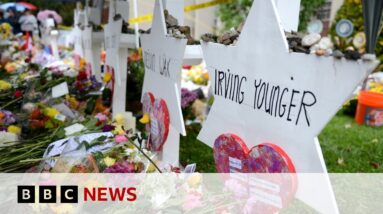 Pittsburgh synagogue gunman gets death penalty - BBC News