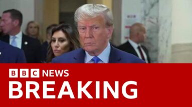 Donald Trump arrives at New York court for fraud trial - BBC News
