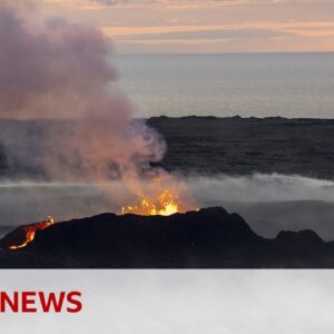 Iceland volcano eruption fears prompts evacuation of Grindavik area - BBC News