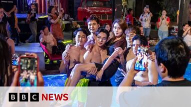 Drop in Chinese tourists hurts Thailand’s economy - BBC News