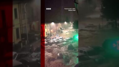 Cars are washed away in Italy as Storm Ciarán brings heavy rain. #StormCiaran #Tuscany #BBCNews