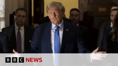 US: Donald Trump clashes with judge during New York fraud trial - BBC News