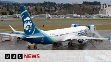 Boeing results due as safety scrutiny intensifies | BBC News