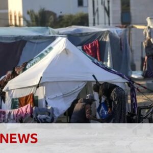 Israel and Hamas reach deal on aid to Gaza | BBC News