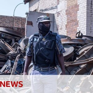 Violent crime in South Africa reaches record high | BBC News