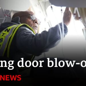 Boeing: Bolts missing from plane door, says blowout report | BBC News
