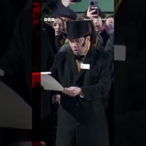 Groundhog Punxsutawney Phil predicts an early spring.#GroundhogDay #Shorts #BBCNews