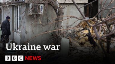 Ukraine war: Russian attacks as Kyiv marks two years since Putin’s invasion | BBC News