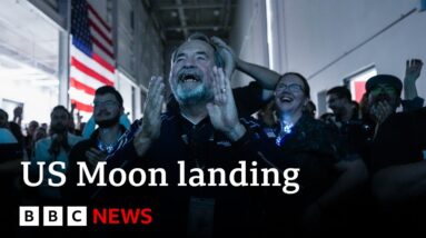 US company makes historic Moon landing | BBC News