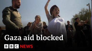 Israeli protesters block food convoys for starving civilians in Gaza | BBC News