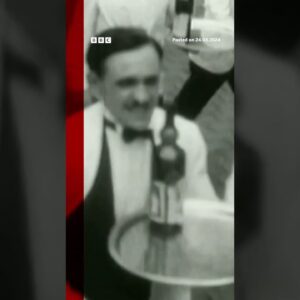 Paris's waiter race has returned after 13 years. #Paris #BBCNews #Shorts