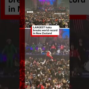 Largest haka breaks world record in New Zealand. #Haka #NewZealand #BBCNews