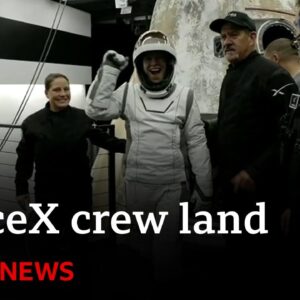 SpaceX crew returns to Earth after historic mission | BBC News