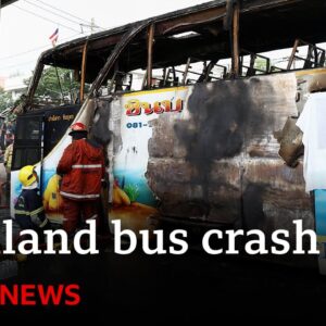 At least 23 people including children die in Thailand bus crash | BBC News