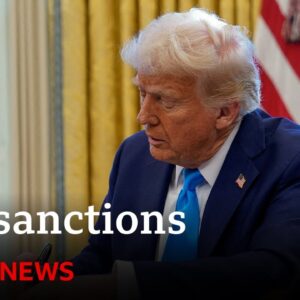 President Donald Trump sanctions International Criminal Court | BBC News