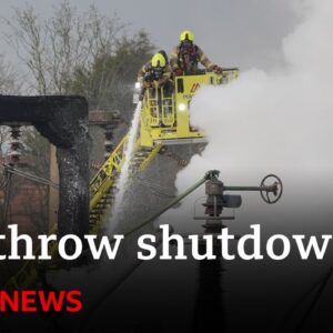 Counter-terrorism police leading Heathrow fire investigation | BBC News