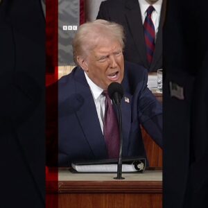 Donald Trump reads out Zelensky's letter on Ukraine peace. #Ukraine #Trump #BBCNews