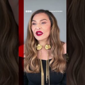 How does Beyoncé deal with online hate, according to her mum? #Beyonce #BBCNews