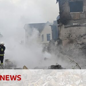 Russia launches largest air attack yet on Ukraine | BBC News