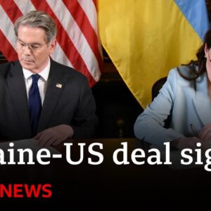 US and Ukraine sign long-awaiting natural resources deal | BBC News